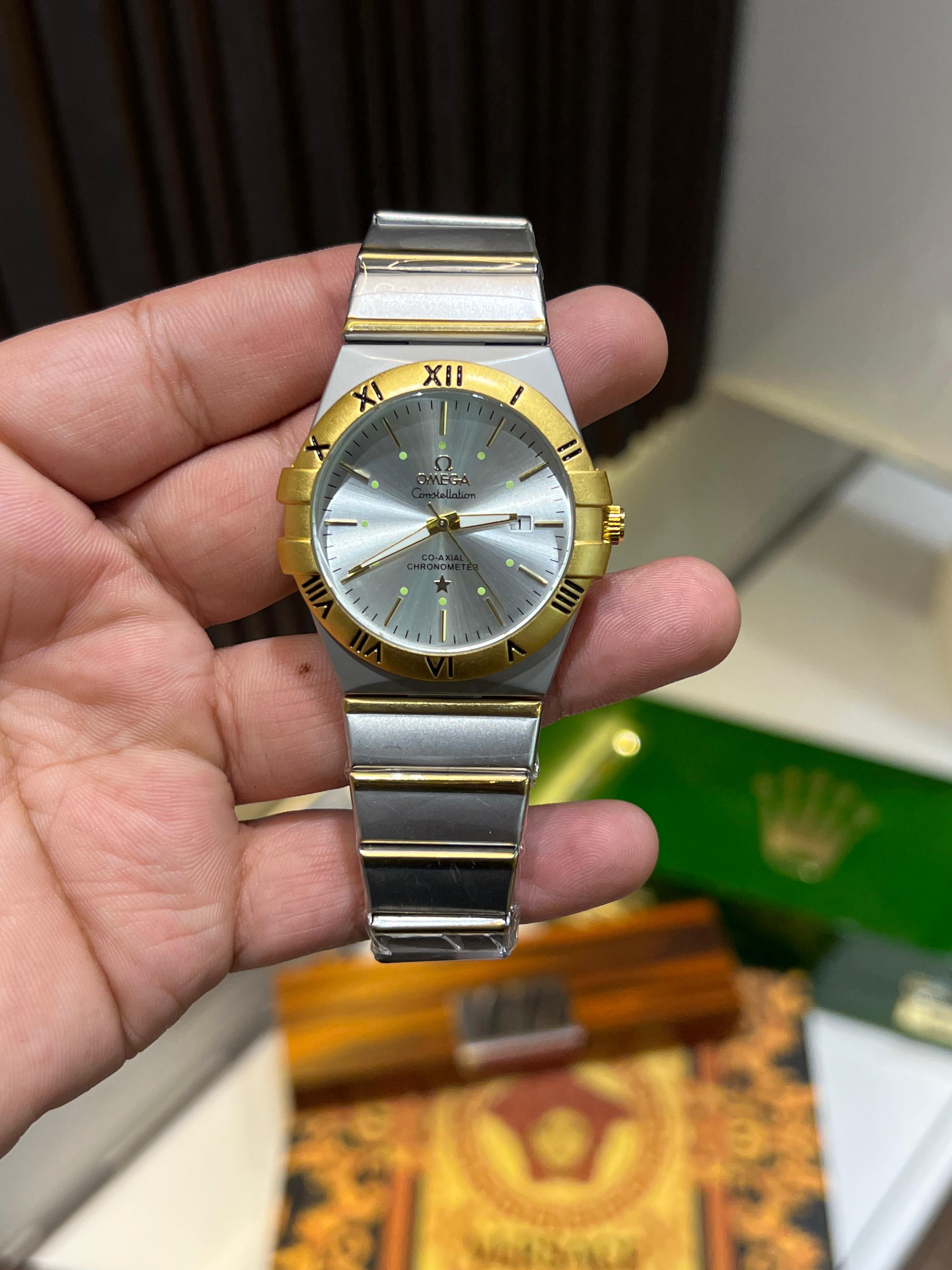 OMEGA QUARTZ