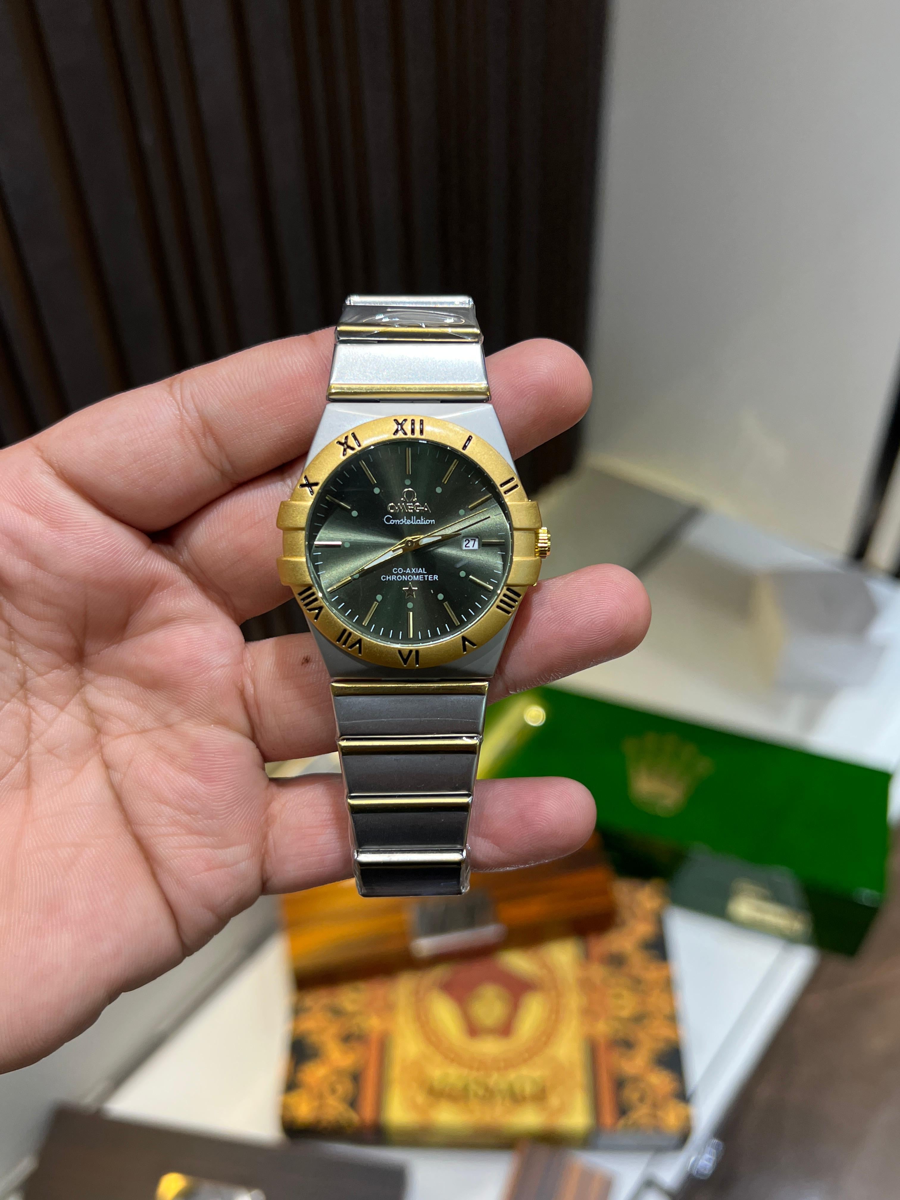 OMEGA QUARTZ