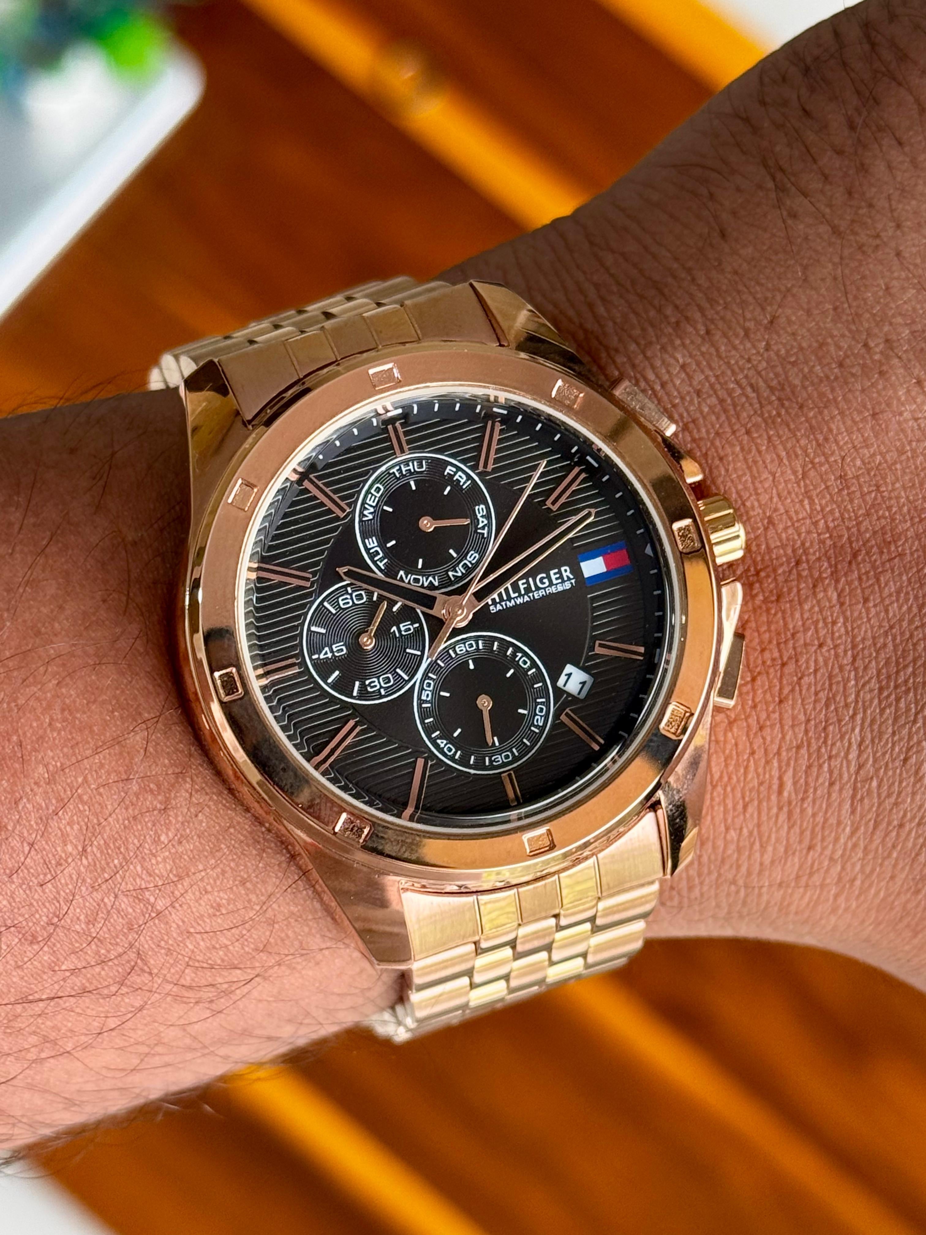 TOMMY HILFIGER CHRONO WATCH